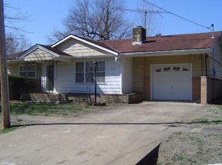 201 N Locust St, Urich, MO 64788