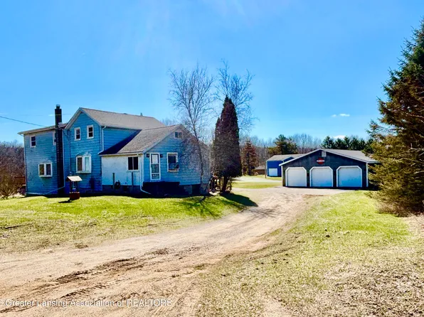 11329 Scipio Hwy, Vermontville, MI 49096