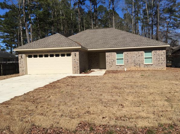 1516 Sugar Maple Ln