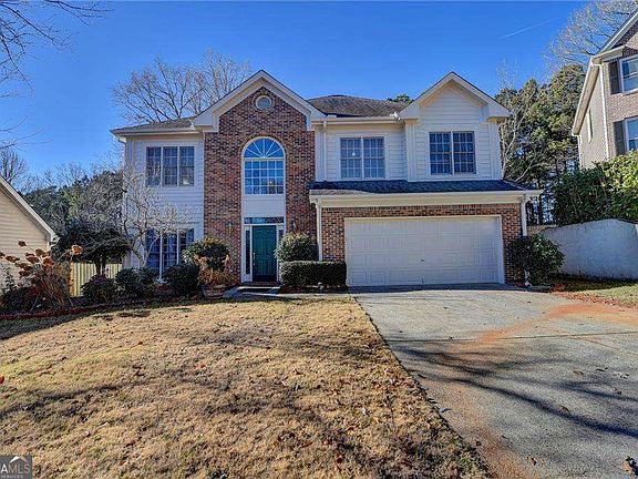 4th image of 2390 Walnut Grove Way