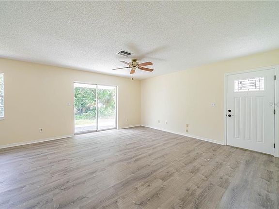 5th image of 211 Genet Ct
