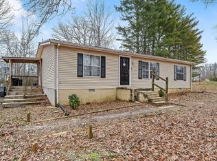 9140 Holmes Creek Rd, Smithville, TN 37166