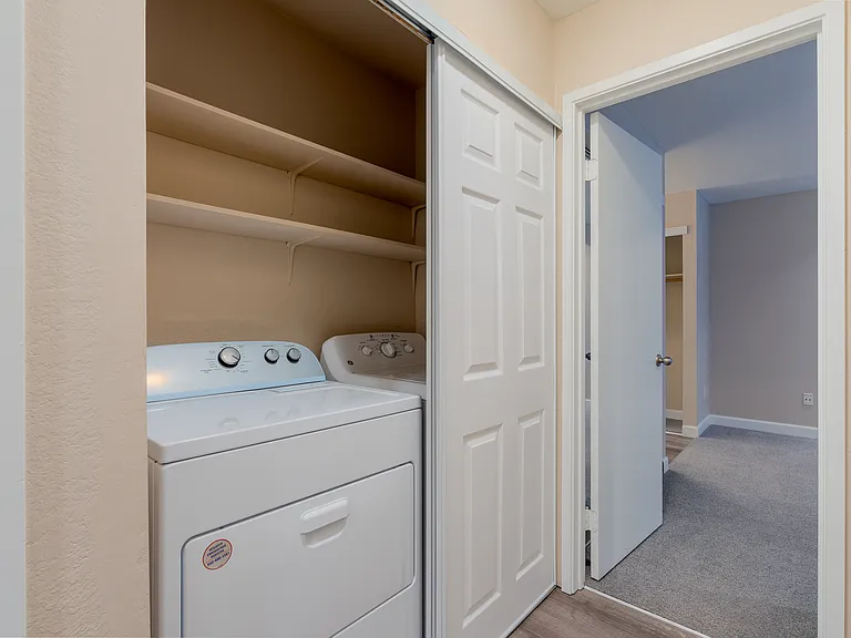 El Camino Place — Photo 10