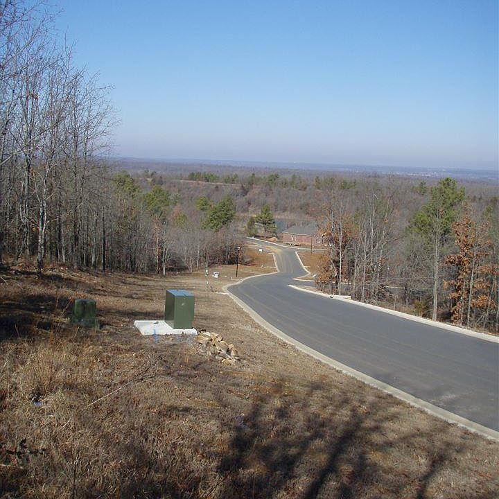 2nd image of 25 Seven Point Lake Rd