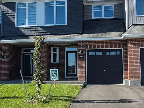 1117 Cope Dr, Ottawa, ON K2S 3B9
