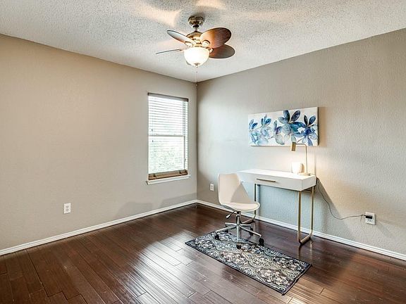 3rd image of 8164 Heritage Place Dr