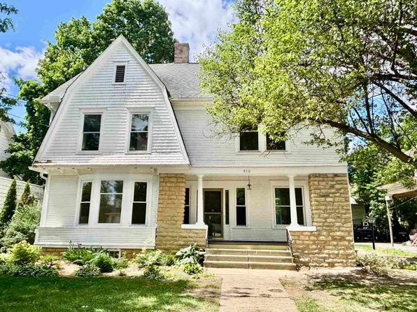 910 N State St, Belvidere, IL 61008