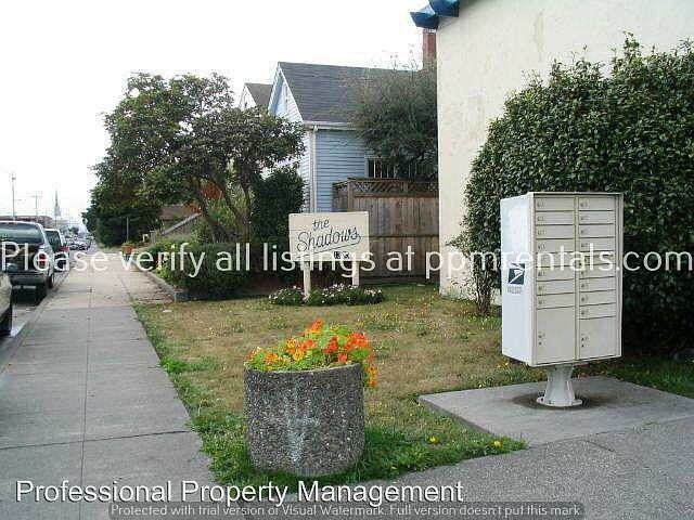 2nd image of 1335 6th St APT 3
