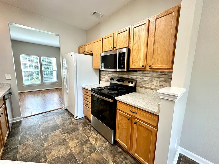 96 Spring Crossing Cir — Photo 13