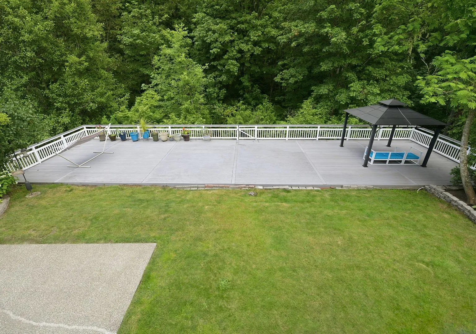 Beautiful 4 Bed 2.5 Bath Home in Renton — Photo 4