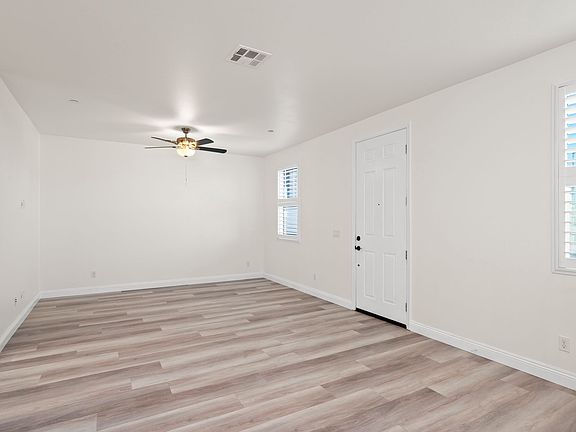 5th image of 507 Surfbird Ln