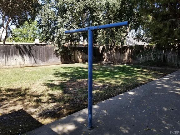 3rd image of 2055 Emma Lee Ln