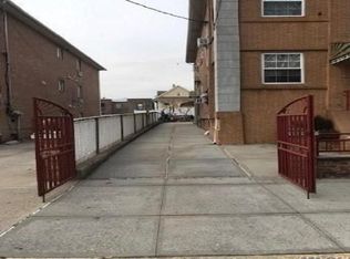 156 Bay 13 St #4, Brooklyn, NY 11214