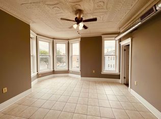1700 W 19th St #2S, Chicago, IL 60608