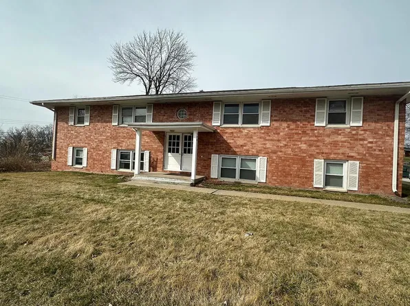 608 Knoll Dr #4, Norwalk, IA 50211