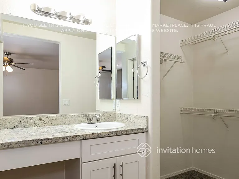 12014 W Holly St — Photo 11