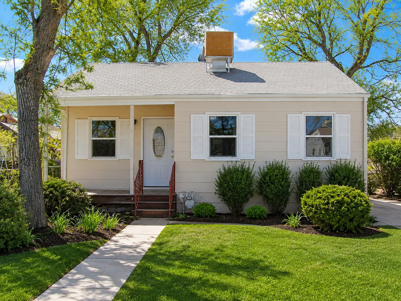 4 bed, 1500 sqft, $3,095 — Photo 1