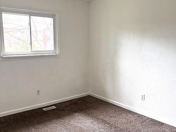 5th image of 3537 Coachlight Common St