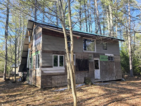 199 Morrill Street, Buckfield, ME 04220