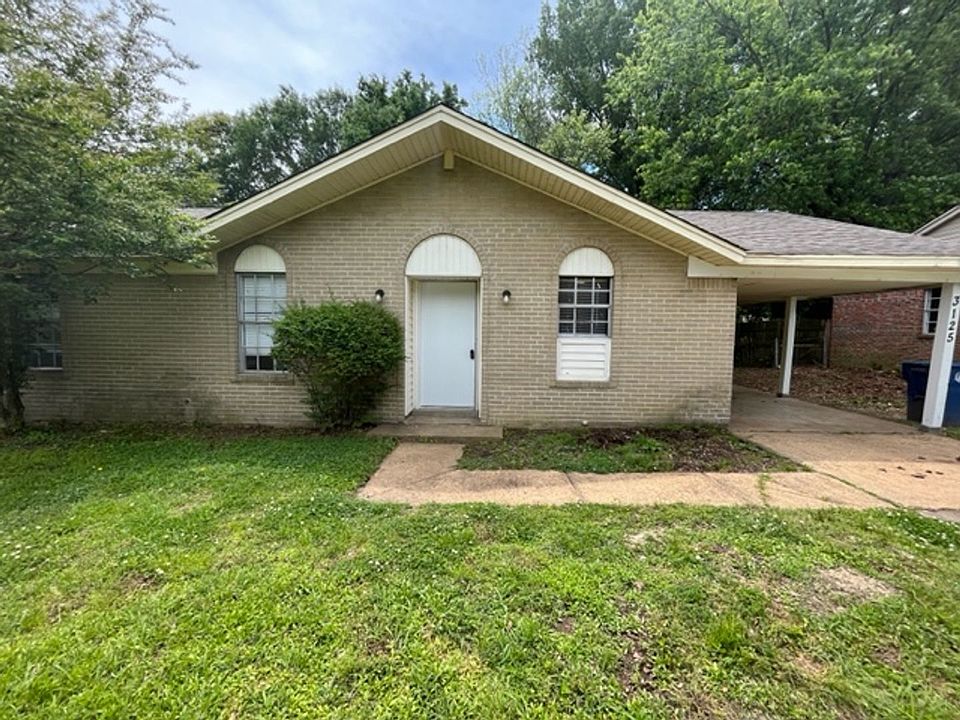 1st image of 3125 Briarwood Dr