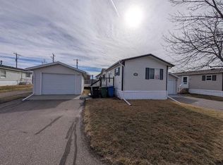 211 Railway Ave, Coaldale, AB T1M0A8