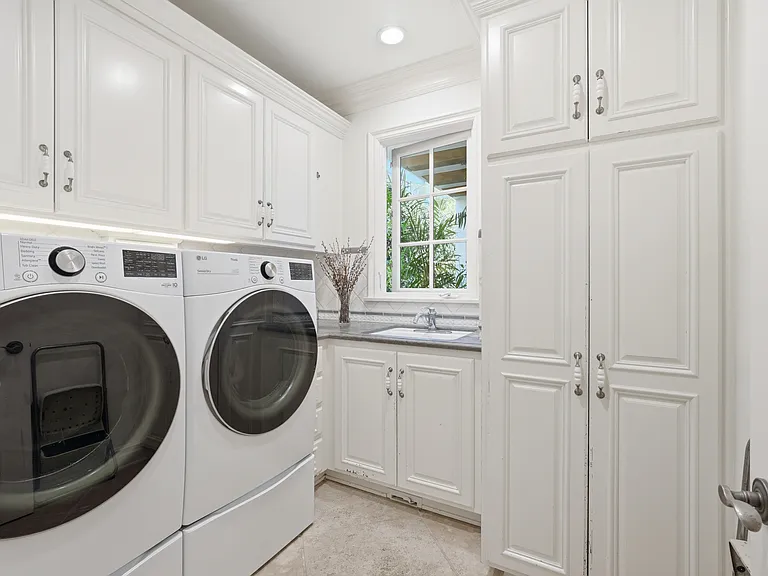 108 S Poinsettia Ave — Photo 10