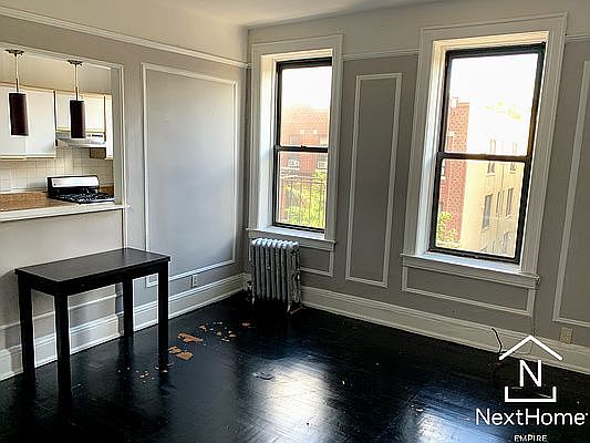 1st image of 3122 35th St APT 3F