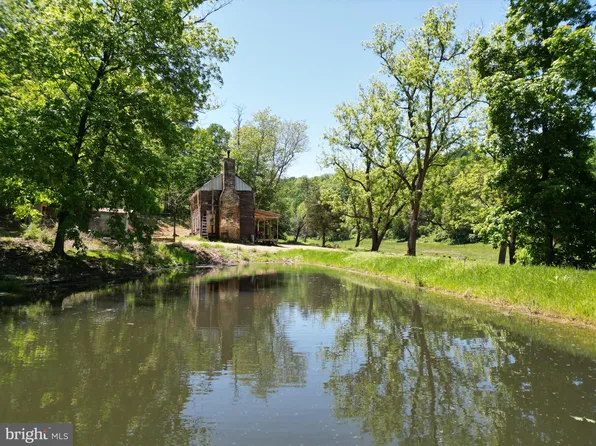 E Riggs Hollow Rd, Capon Bridge, WV 26711