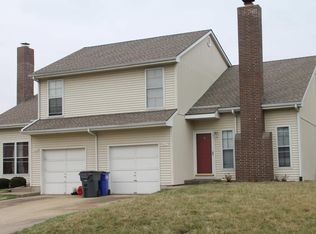 315 S Scarborough St, Olathe, KS 66062