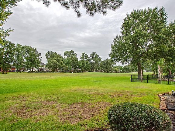 3rd image of 7718 Trophy Place Dr