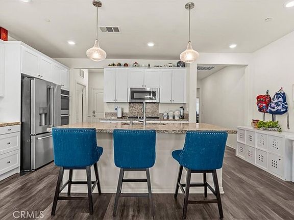 3rd image of 27368 Saginaw Dr