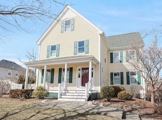 4 Westbrook Ln, Attleboro, MA 02703