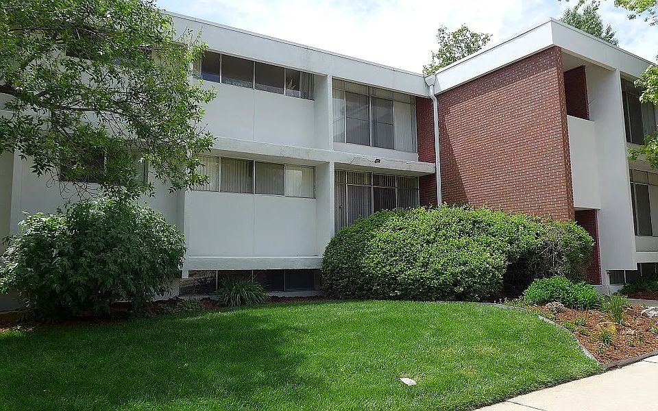 1st image of 2655 Mapleton Ave APT 102