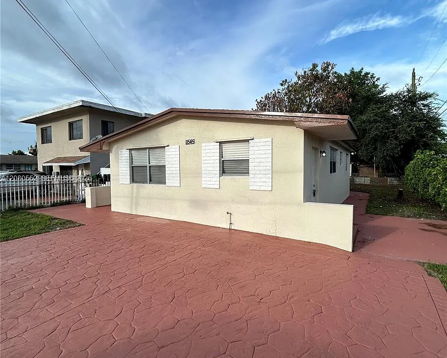11545 NW 17th Ave