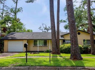 418 Fairbanks Dr, Tallahassee, FL 32304