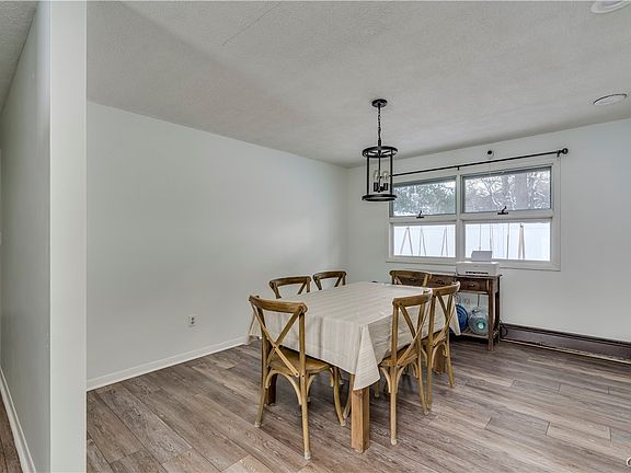 5th image of 112 Stafford Dr