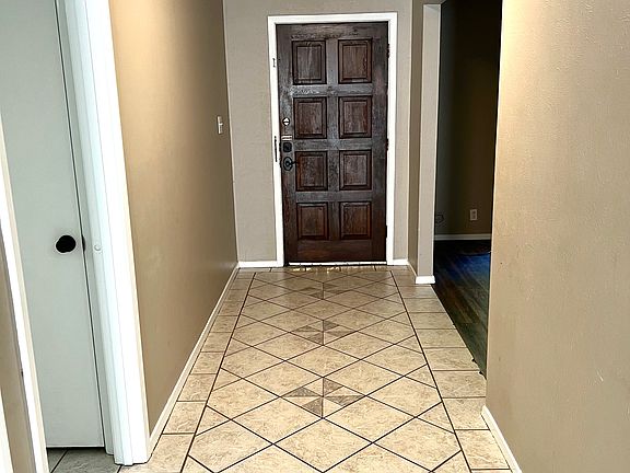 2nd image of 4107 Forest Ln