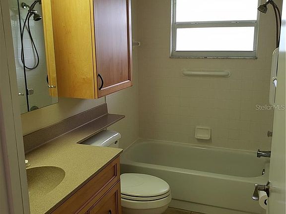 5th image of 397 W Rossetti Dr