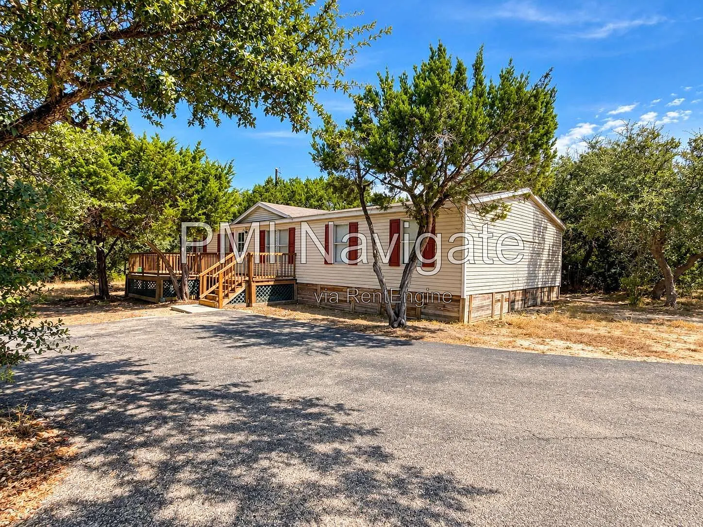 4 bed, 2.0 bath, 1404 sqft, $2,100 — Photo 3