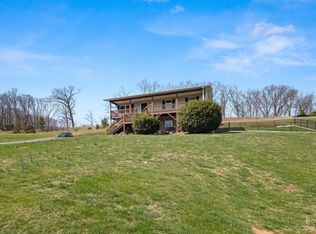 150 Barefoot Rdg #1, Clyde, NC 28721