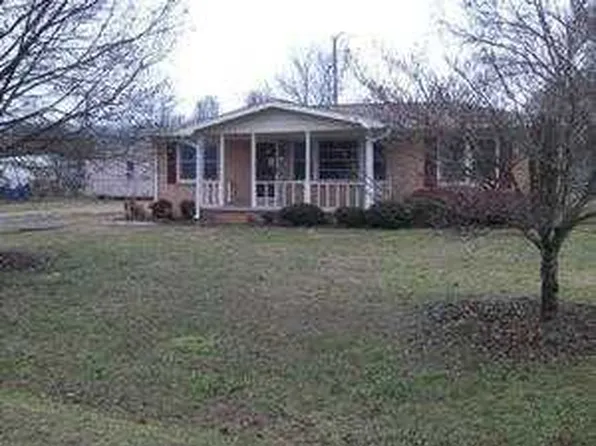 10 Gray Dr, Williamston, SC 29697