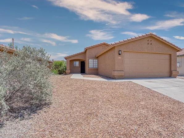 7992 N Siskiyou Dr, Tucson, AZ 85743