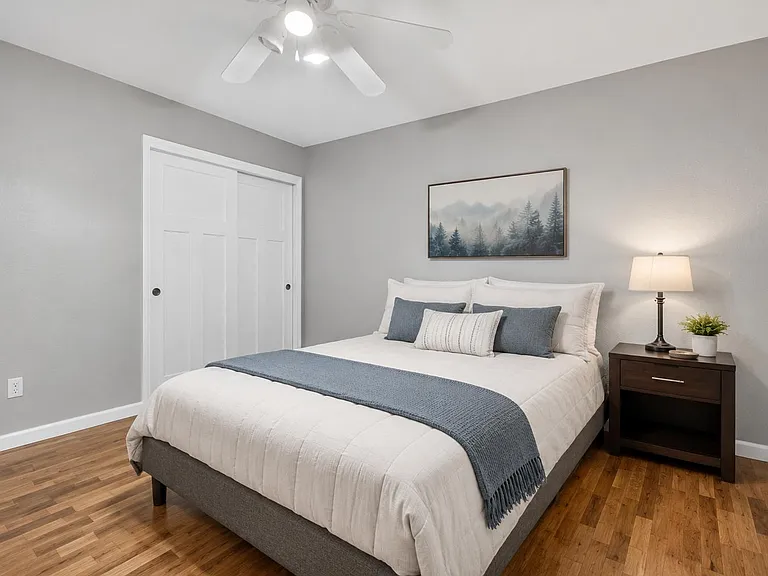 870 S Oregon St — Photo 18