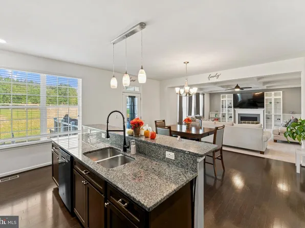 18 Orchid Ln, Stafford, VA 22554