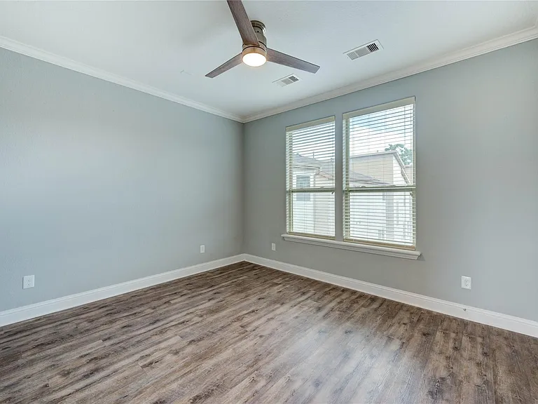 5711 Allen St — Photo 26