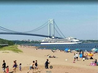 311 Slater Blvd, Staten Island, NY 10305