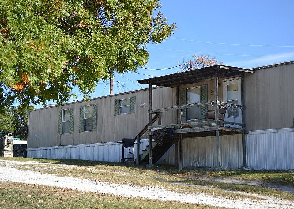 3 bed , 2 bath FOR RENT