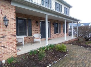 312 Fairfield Dr, State College, PA 16801