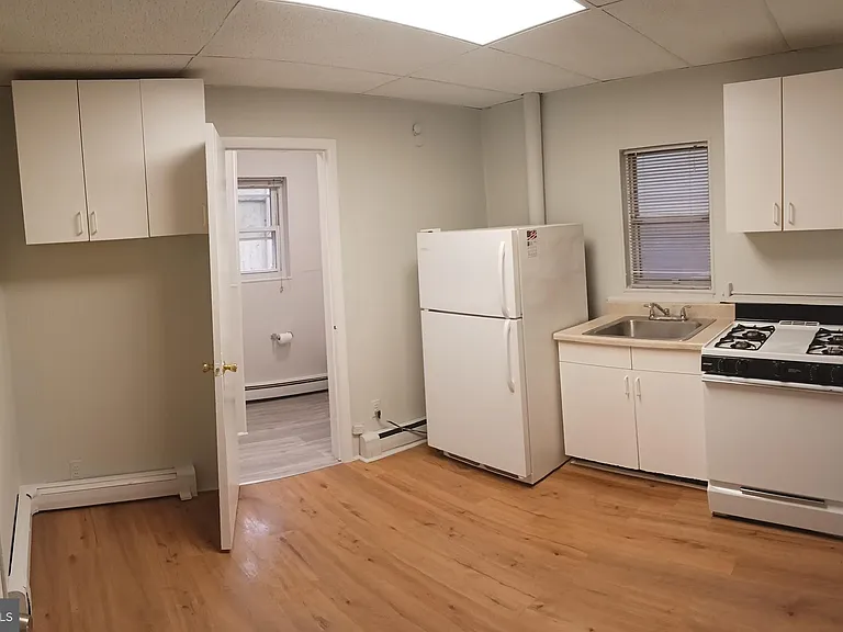 920 E Passyunk Ave #2 — Photo 2