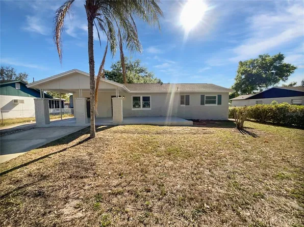 800 MARION DRIVE, MOUNT DORA, FL 32757